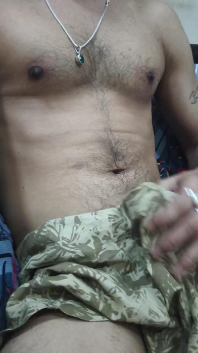 Montu live cam on Cam4