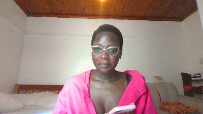 Moohna Live Cam su Cam4