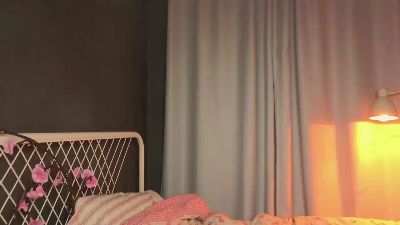 Moon_Silk live cam on Cam4