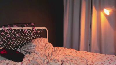 Moon_Silk live cam on Cam4