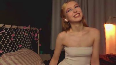 Moon_Silk live cam on Cam4
