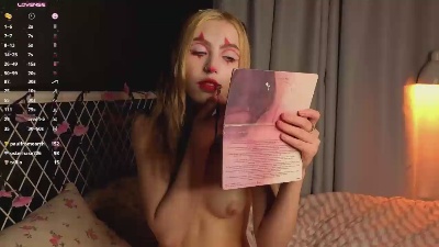 Moon_Silk live cam on Cam4