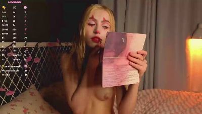Moon_Silk live cam on Cam4