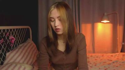 Moon_Silk live cam on Cam4