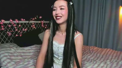 Moon_Silk live cam on Cam4