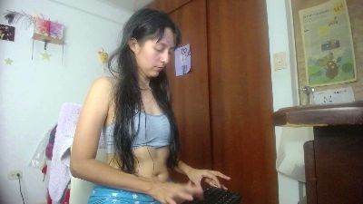 Moonlunita live cam on Cam4