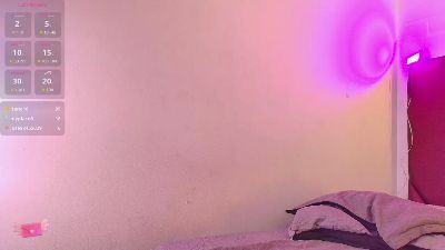 Moonnblue_ live cam on Cam4