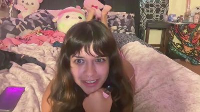 Moonstoneaura live cam on Cam4