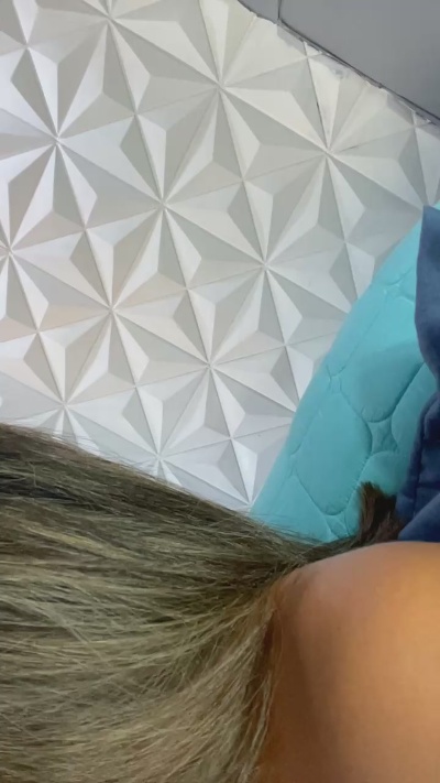 Moranguinh_24 live cam on Cam4