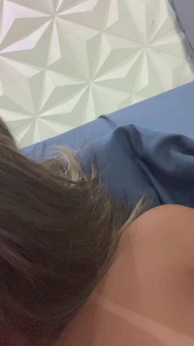 Moranguinh_24 live cam on Cam4