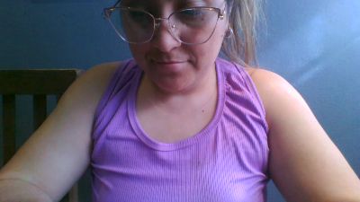 Moree33 live cam on Cam4