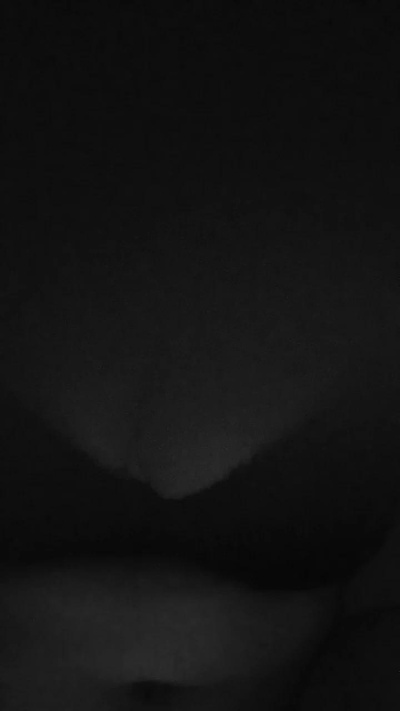 Morena79 live cam on Cam4
