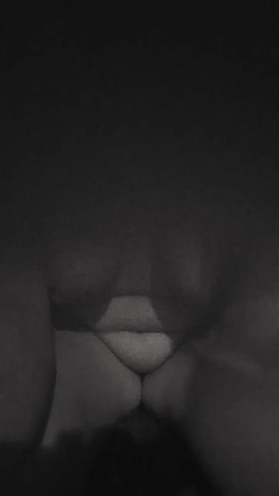 Morena79 live cam on Cam4