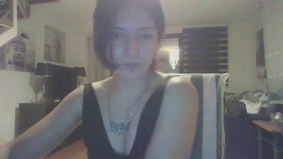 MorenaGhotPvt live cam on Cam4