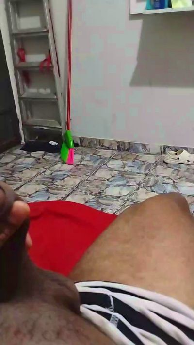 Moreno6777 live cam on Cam4