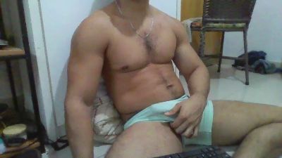 MorenoCarente live cam on Cam4