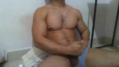 MorenoCarente live cam on Cam4