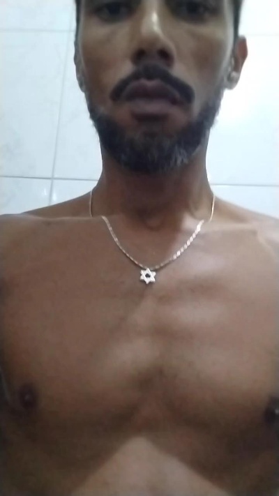 Moreno_Lost live cam on Cam4
