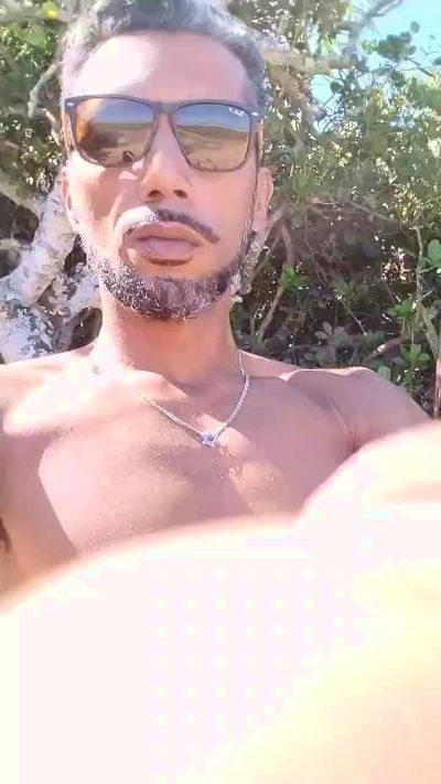 Moreno_Lost live cam on Cam4