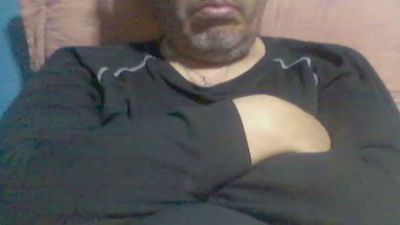 Morenochiler live cam on Cam4