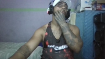 Morenocool5 live cam on Cam4