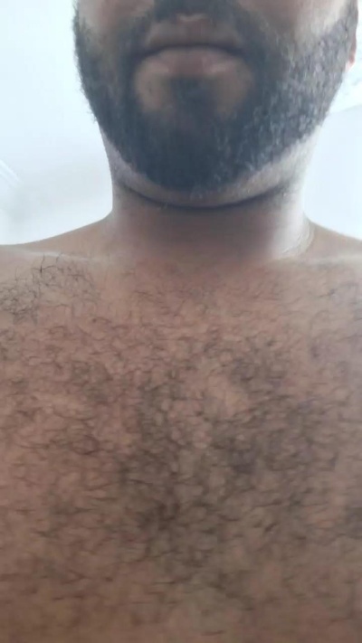Morenogatorj99 live cam on Cam4