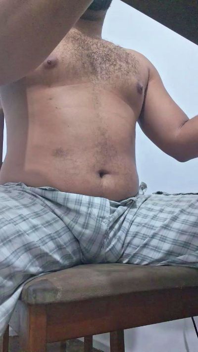 Morenogatorj99 live cam on Cam4