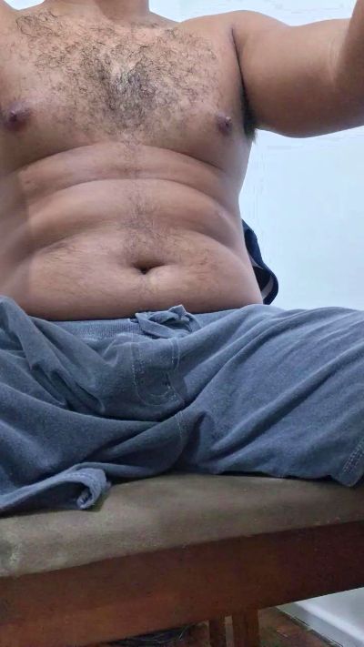 Morenogatorj99 live cam on Cam4