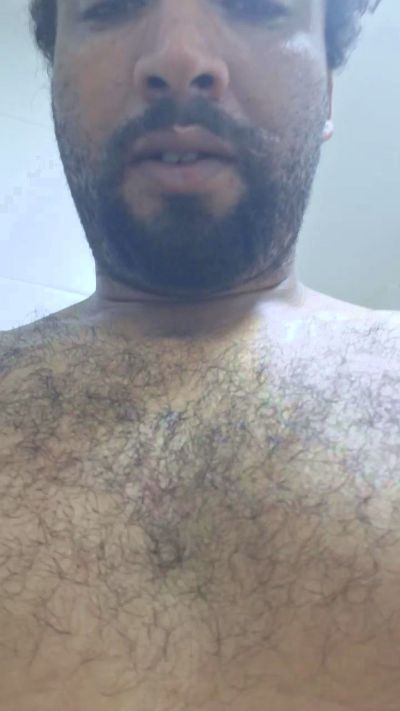 Morenogatorj99 live cam on Cam4