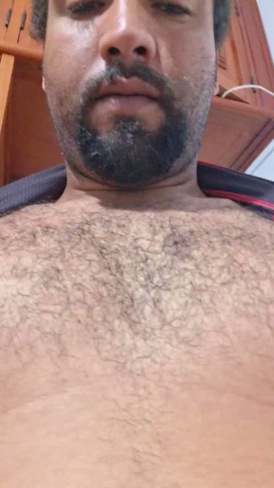 Morenogatorj99 live cam on Cam4