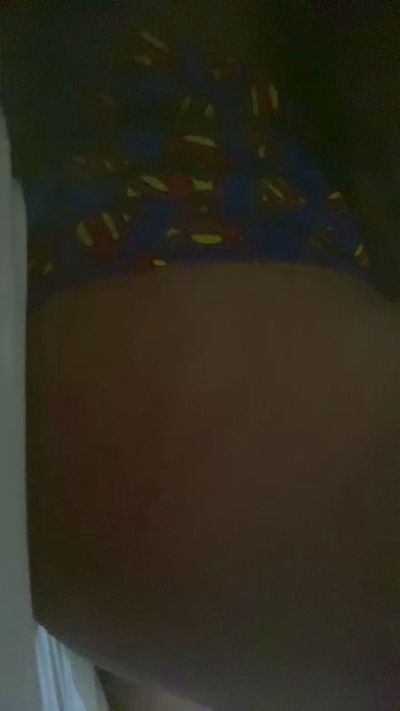 Morenoggton live cam on Cam4