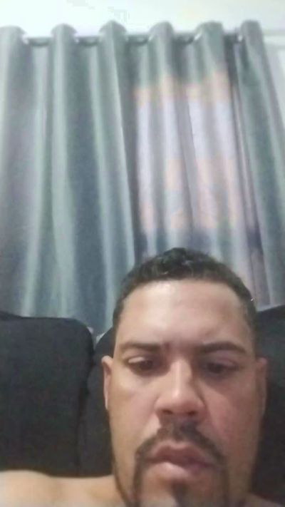 Morenopaugross Live Cam on Cam4