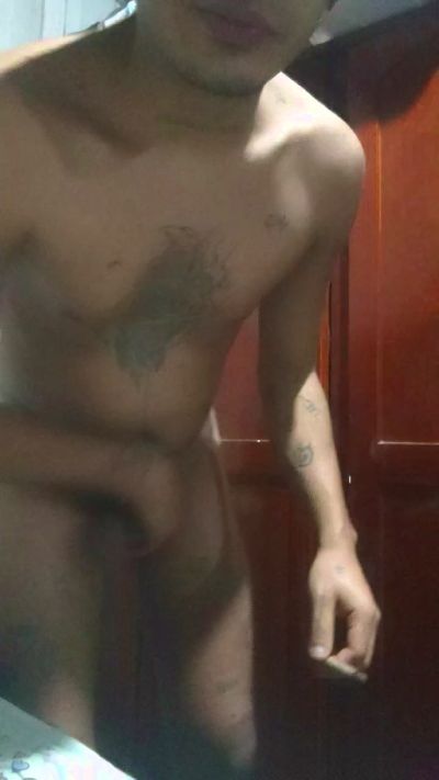 Morenotatuadooo live cam on Cam4