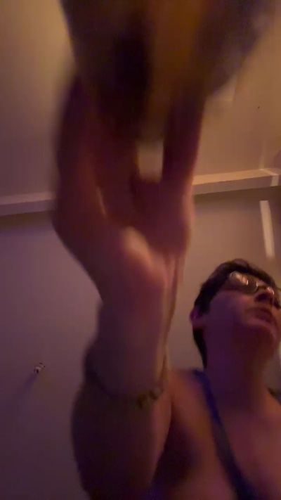 Morgane75 live cam on Cam4