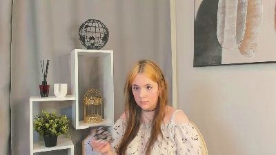 Profile and Statistics for MoriahAcee on Cam4