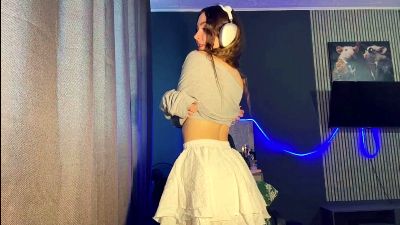MoriahSpinello live cam on Cam4
