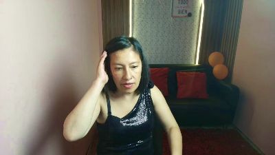 MoriahStorm live cam on Cam4