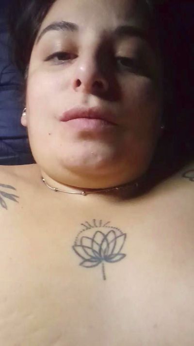 Morochacurvyyy live cam on Cam4