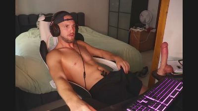 MrRodolphe live cam on Cam4