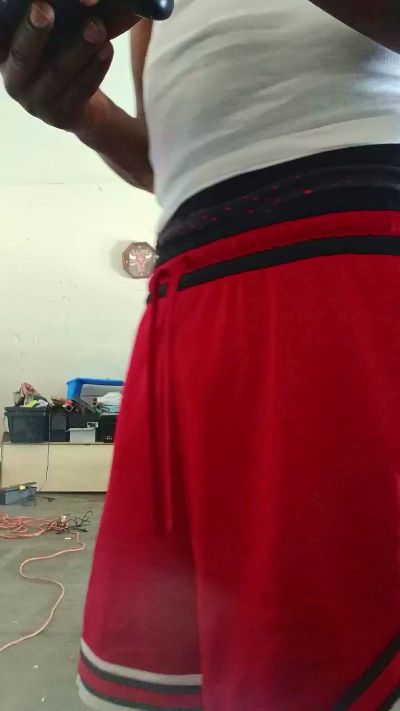 MrTinyDicc live cam on Cam4