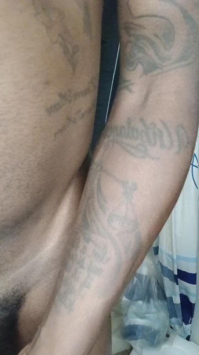MrTinyDicc live cam on Cam4