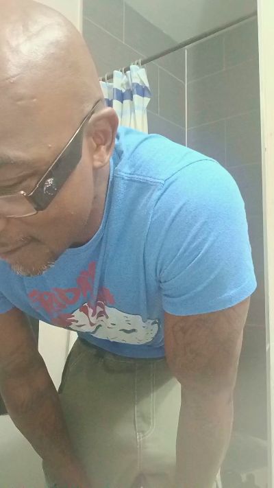 MrTinyDicc live cam on Cam4