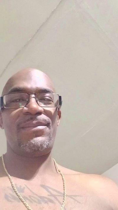 MrTinyDicc live cam on Cam4