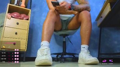 MrTom_ live cam on Cam4