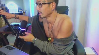 Mr_Kim live cam on Cam4