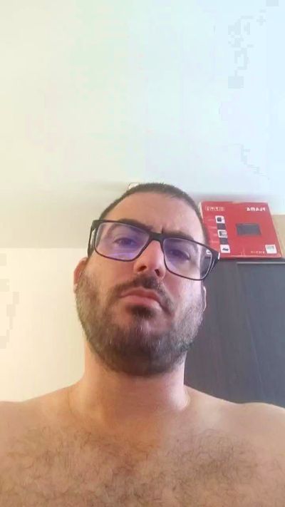 Mr_RA live cam on Cam4