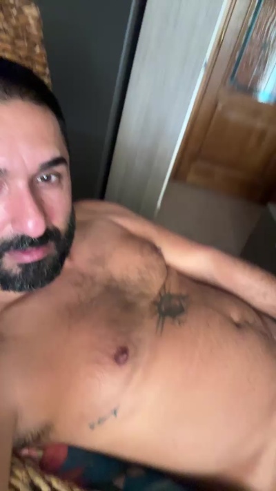 Mr_dnt_ live cam on Cam4