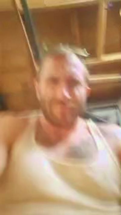 Mrjoe666 live cam on Cam4