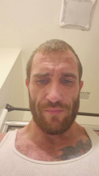 Mrjoe666 live cam on Cam4
