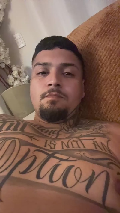 Mrmalvadin live cam on Cam4